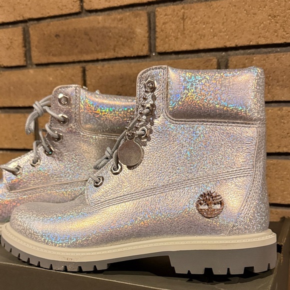 Timberland Iridescent Silver Boots RAREđź©¶ - Picture 2 of 13